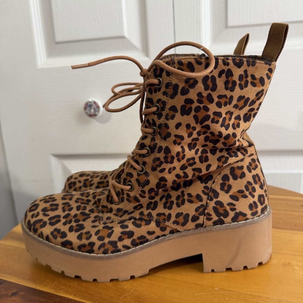 Dirty Laundry Mazzy Cheetah Combat Boots Women's Size 8 Grunge Boho Mobwife - Picture 3 of 12